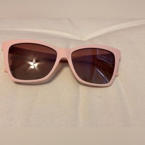 Chic Pink Square Sunglasses